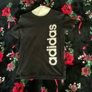 ADIDAS SHORT SLEEVED BLACK TEE